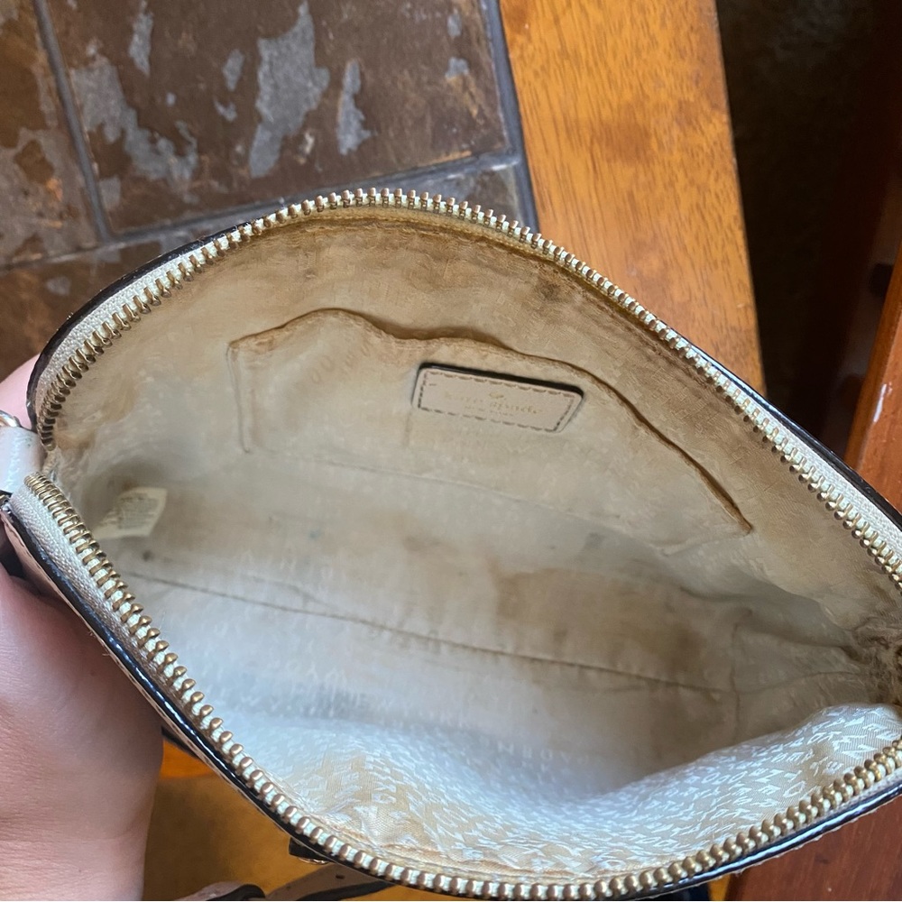 Kate Spade Crossbody - Picture 4 of 11